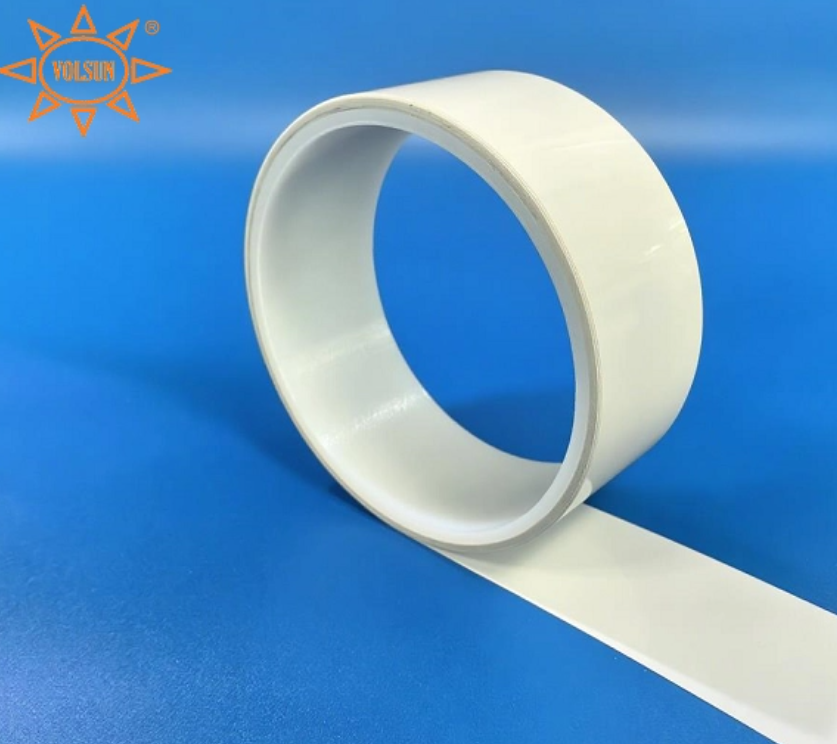 Fitas retardadoras de chama para dispositivos de energia